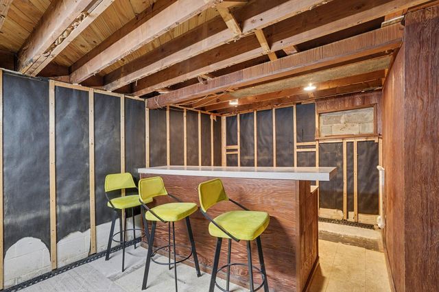 302 N Fulton Street, Cassopolis Vllg, MI 49031