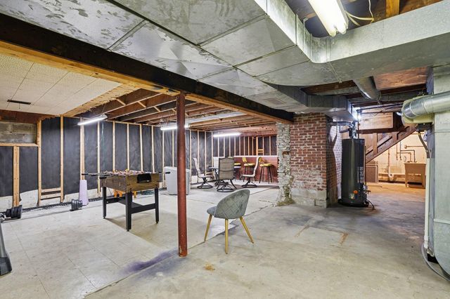 302 N Fulton Street, Cassopolis Vllg, MI 49031