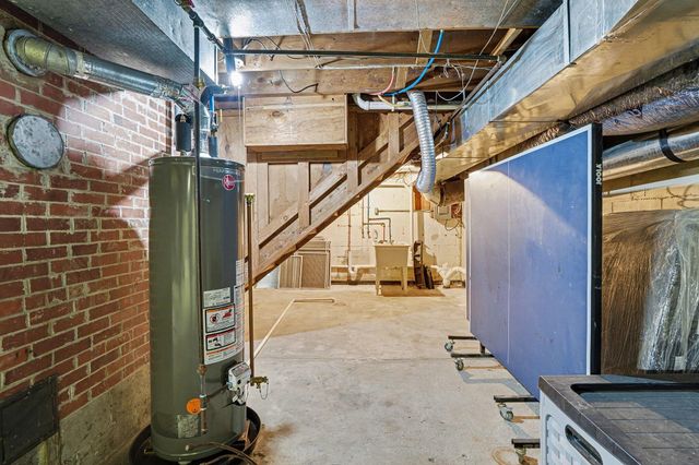 302 N Fulton Street, Cassopolis Vllg, MI 49031