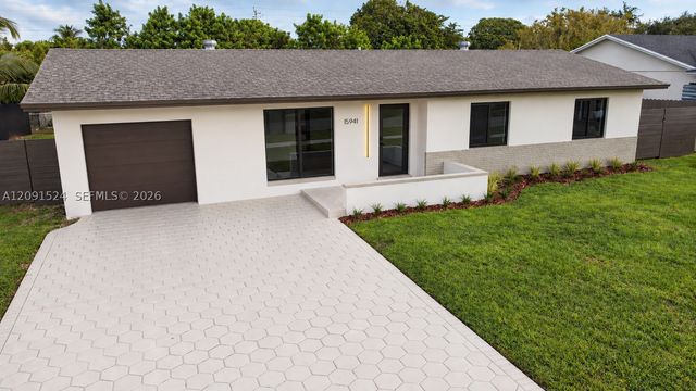 15941 SW 104th Ct, Miami, FL 33157
