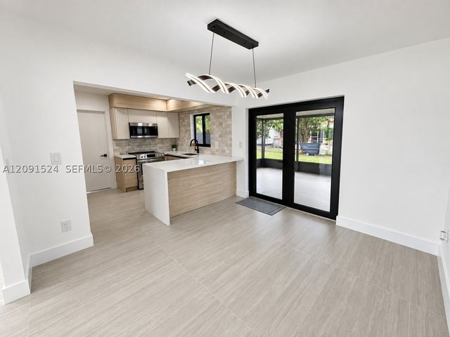 15941 SW 104th Ct, Miami, FL 33157