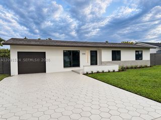 15941 SW 104th Ct, Miami, FL 33157