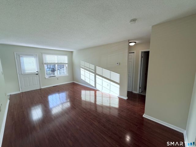 365 Mather Street APT 92, Hamden, CT 06514