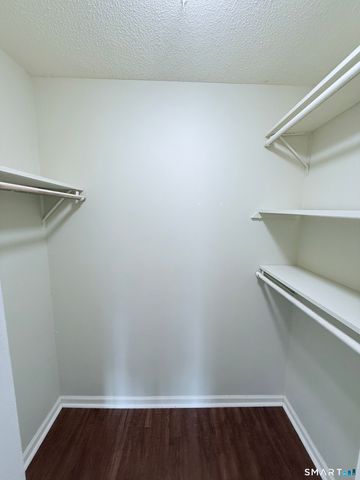 365 Mather Street APT 92, Hamden, CT 06514