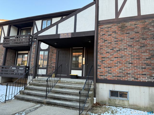 365 Mather Street APT 92, Hamden, CT 06514