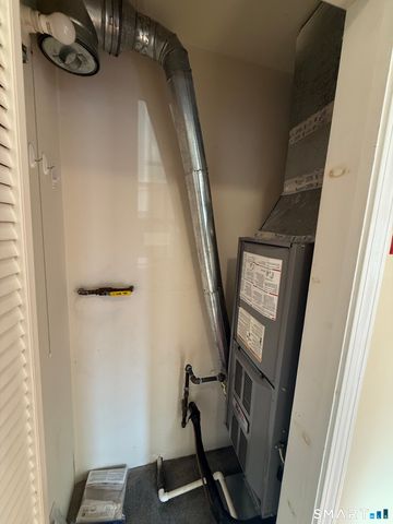 365 Mather Street APT 92, Hamden, CT 06514