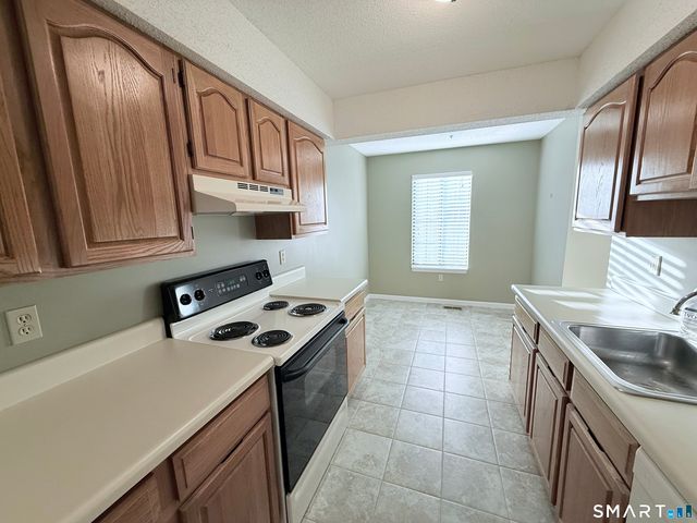 365 Mather Street APT 92, Hamden, CT 06514