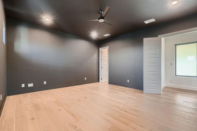 106 Bella Montagna CIR, Austin, TX 78734