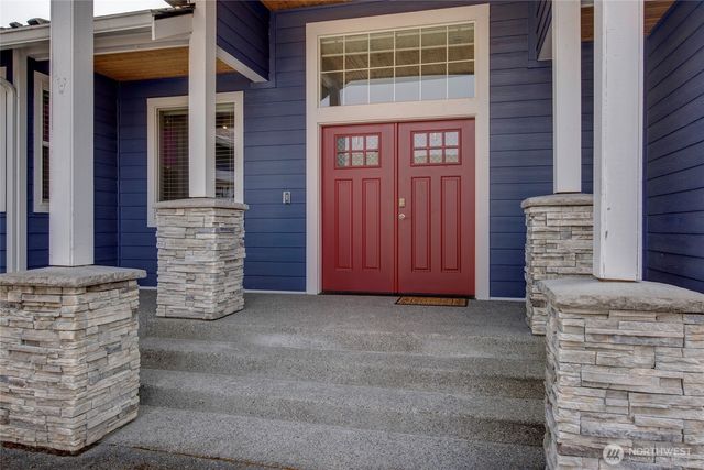 5014 Parker Road E, Sumner, WA 98390