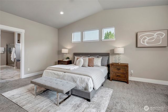 5014 Parker Road E, Sumner, WA 98390