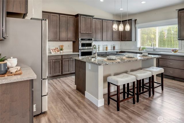 5014 Parker Road E, Sumner, WA 98390