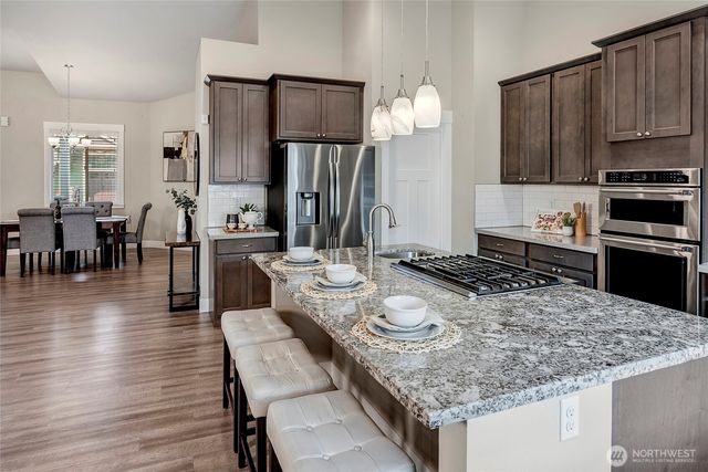 5014 Parker Road E, Sumner, WA 98390