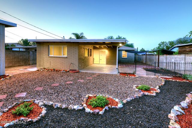 3007 E Beverly Drive, Tucson, AZ 85716