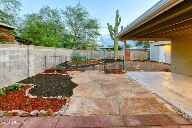 3007 E Beverly Drive, Tucson, AZ 85716