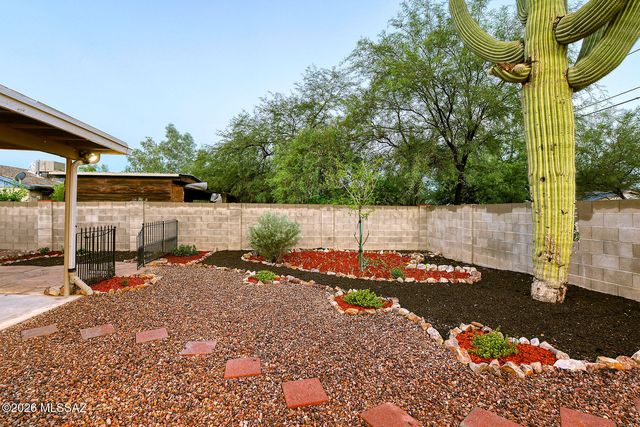3007 E Beverly Drive, Tucson, AZ 85716