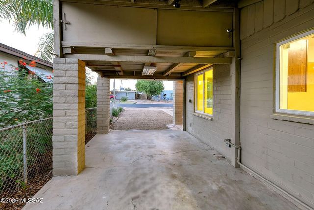 3007 E Beverly Drive, Tucson, AZ 85716