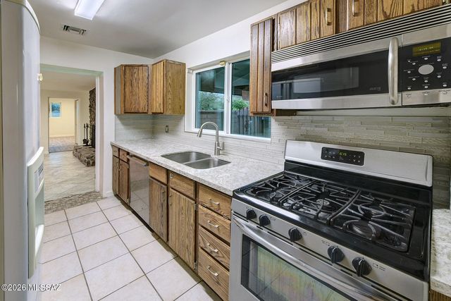 3007 E Beverly Drive, Tucson, AZ 85716