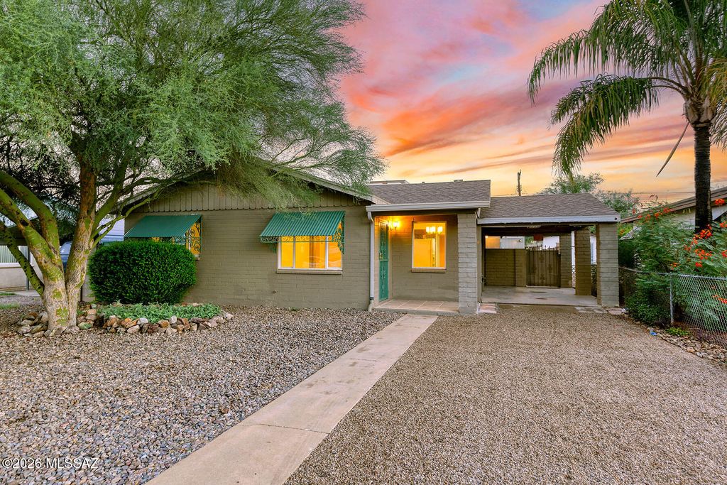 3007 E Beverly Drive, Tucson, AZ 85716