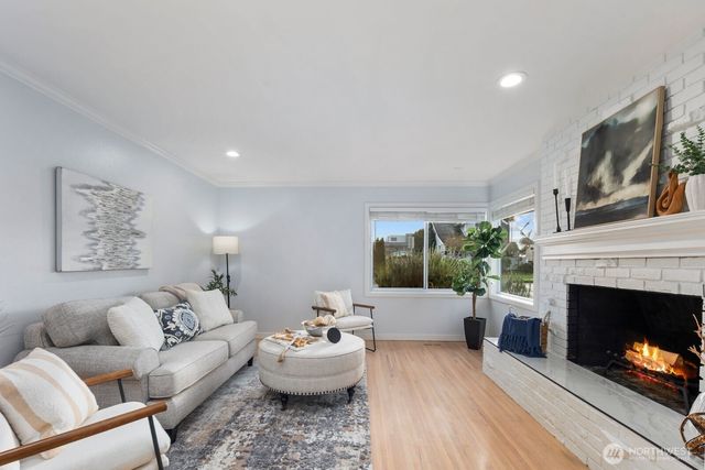 1301 McMillan Avenue, Sumner, WA 98390