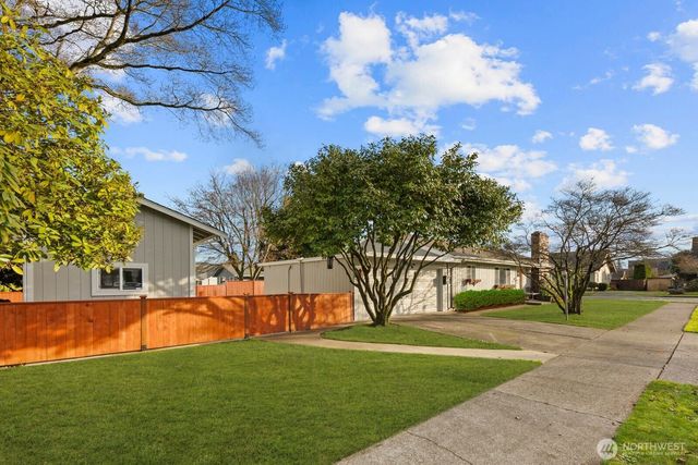 1301 McMillan Avenue, Sumner, WA 98390