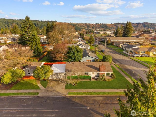 1301 McMillan Avenue, Sumner, WA 98390
