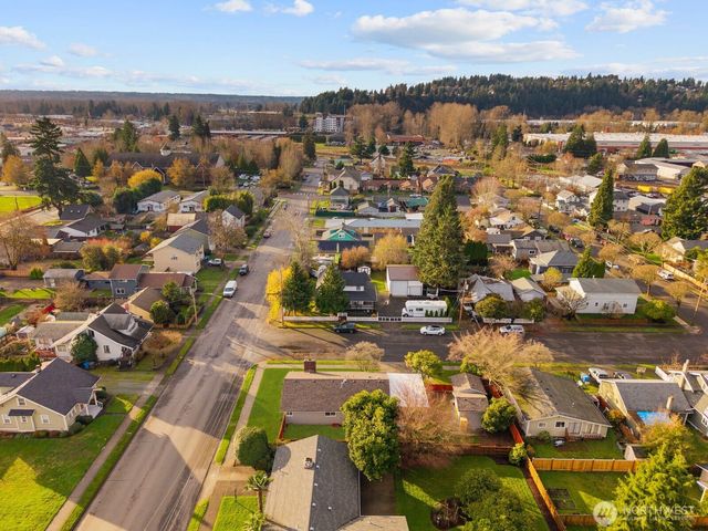 1301 McMillan Avenue, Sumner, WA 98390