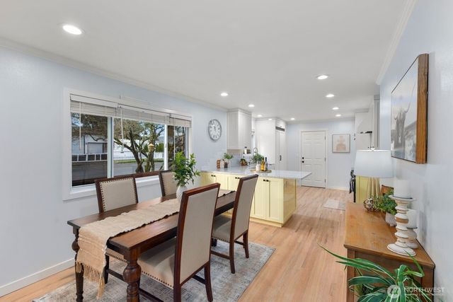 1301 McMillan Avenue, Sumner, WA 98390