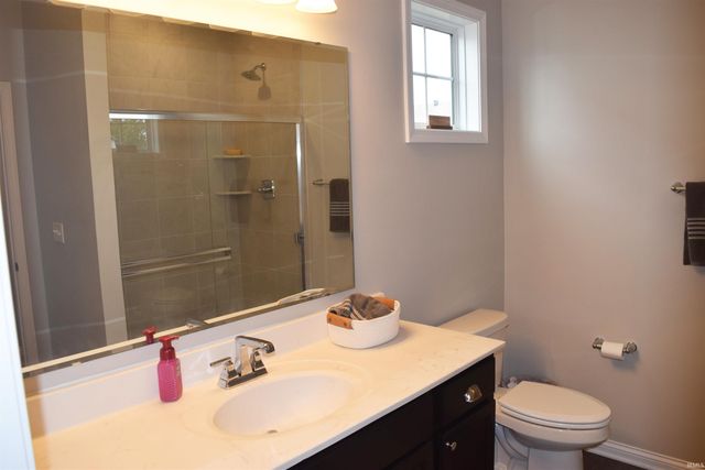 11415 Oscar Drive, Evansville, IN 47725