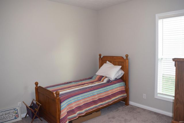 11415 Oscar Drive, Evansville, IN 47725