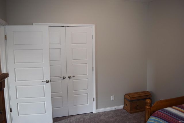 11415 Oscar Drive, Evansville, IN 47725