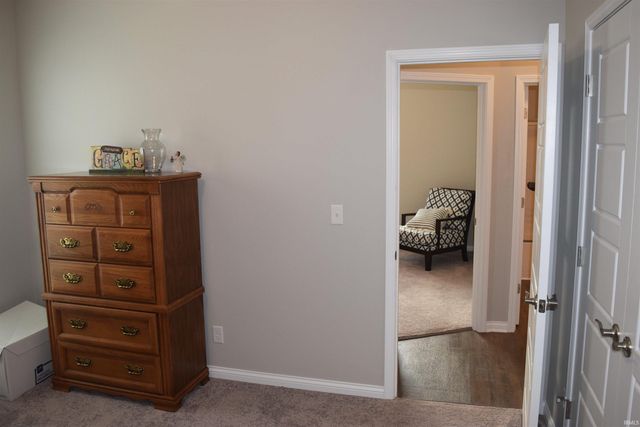 11415 Oscar Drive, Evansville, IN 47725