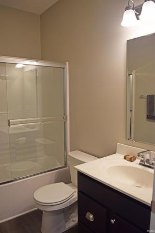 11415 Oscar Drive, Evansville, IN 47725