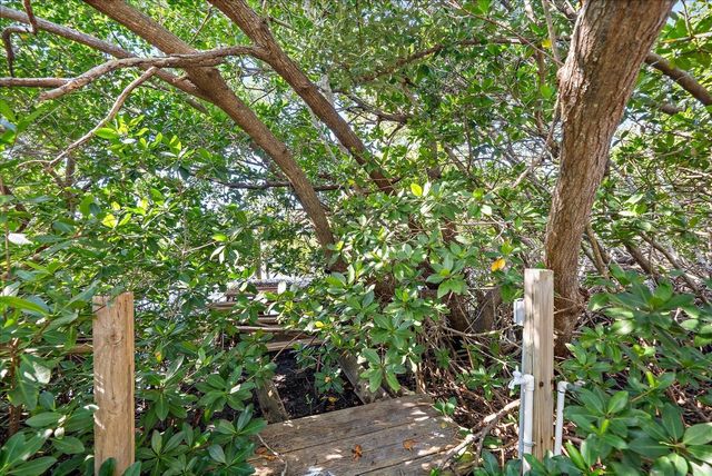 6841 LONGBOAT DRIVE S, Longboat Key, FL 34228