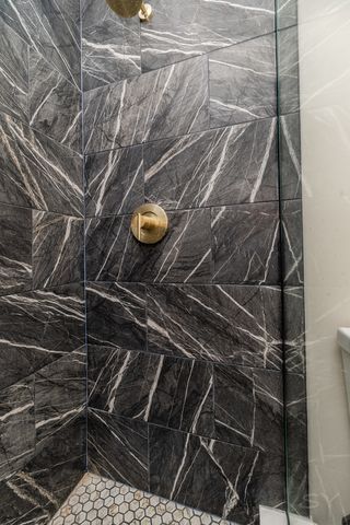 5637 S Prairie Avenue, Chicago, IL 60637