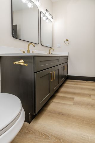 5637 S Prairie Avenue, Chicago, IL 60637