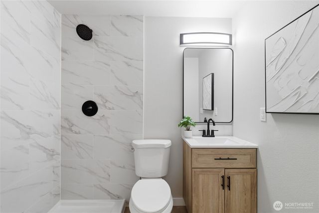 6125 N 41st Street, Tacoma, WA 98407