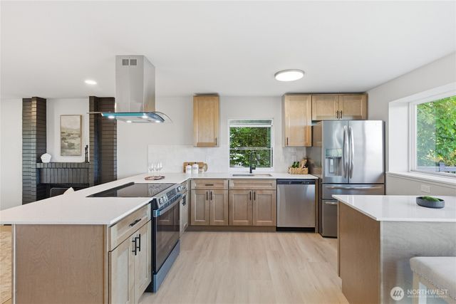 6125 N 41st Street, Tacoma, WA 98407