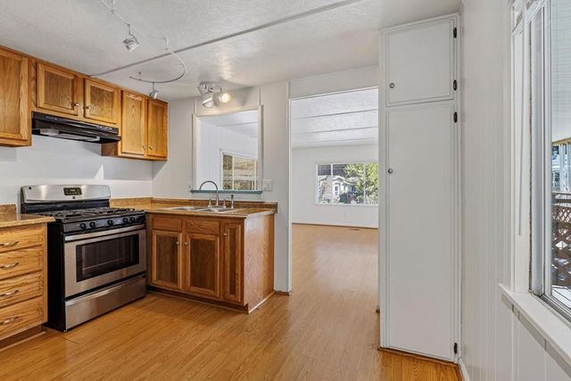 10 Kelldon Drive, Felton, CA 95018