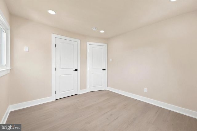 4 BELLOWS LN, Cherry Hill, NJ 08002