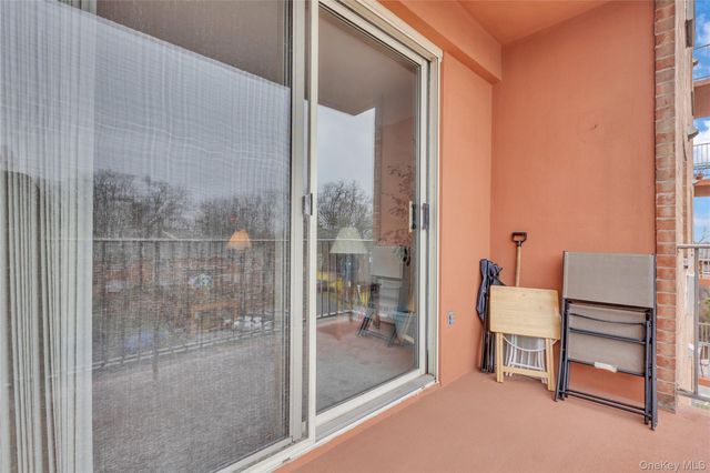 1 Lakeview Drive 4L, Peekskill, NY 10566