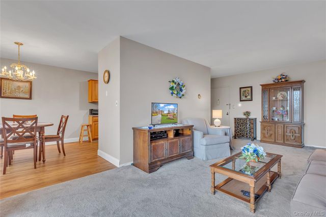 1 Lakeview Drive 4L, Peekskill, NY 10566
