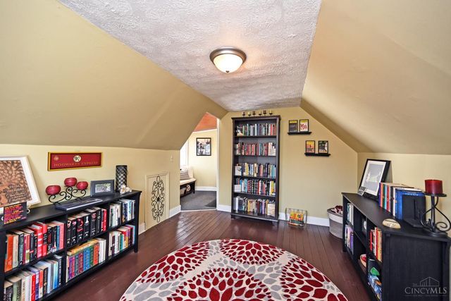 1520 Wm H Taft Road, Cincinnati, OH 45206