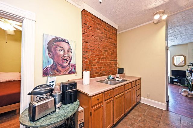 1520 Wm H Taft Road, Cincinnati, OH 45206