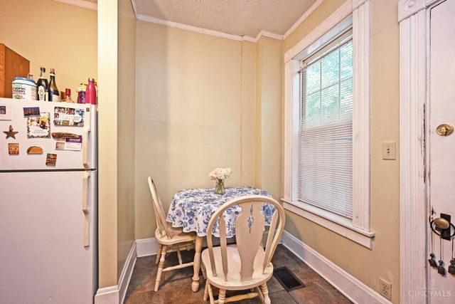 1520 Wm H Taft Road, Cincinnati, OH 45206