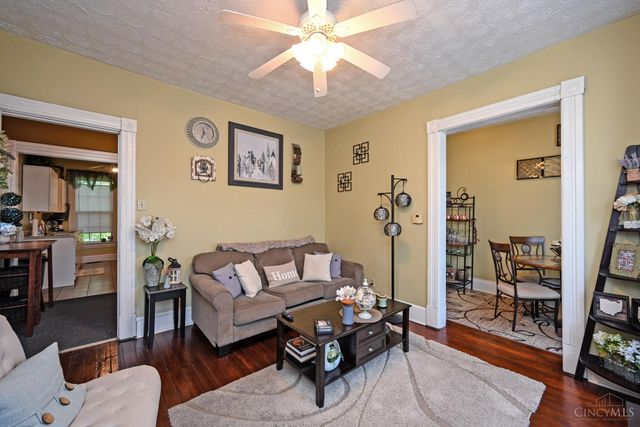 1520 Wm H Taft Road, Cincinnati, OH 45206