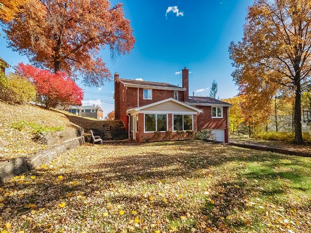 8459 Ridgemont Rd, Mccandless, PA 15237
