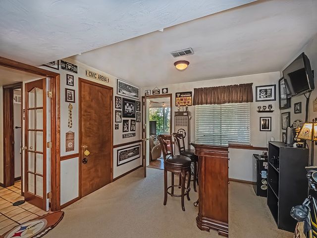 8459 Ridgemont Rd, Mccandless, PA 15237