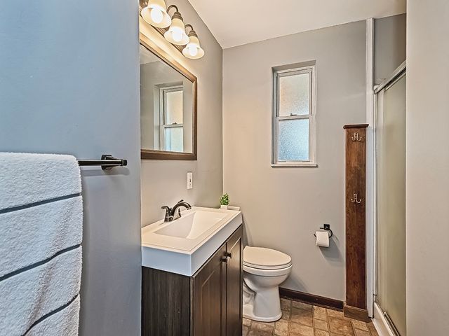 8459 Ridgemont Rd, Mccandless, PA 15237