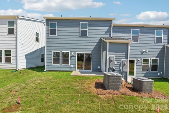9004 Foggy Brook Loop, Charlotte, NC 28216