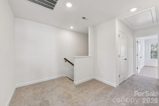 9004 Foggy Brook Loop, Charlotte, NC 28216